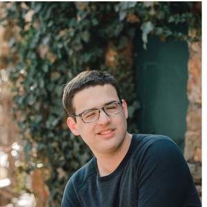 Meet your Posher, Eric